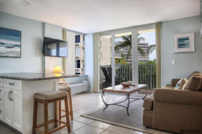 Estero Beach & Tennis 206B by Kathy Nesbit Vacations, Fort Myers Beach